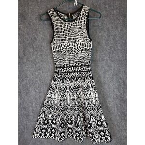 Karen‎ Millen Fit & Flare Dress Black White Sleeveless Party Dress Zebra Size 1